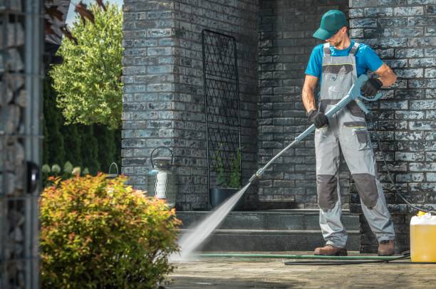 Best Animal Enclosure Cleaning  in Trempealeau, WI